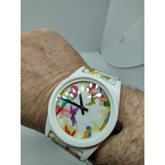 Neff Daily Parrots Watch Vintage RN129493 - Picture 13 of 14